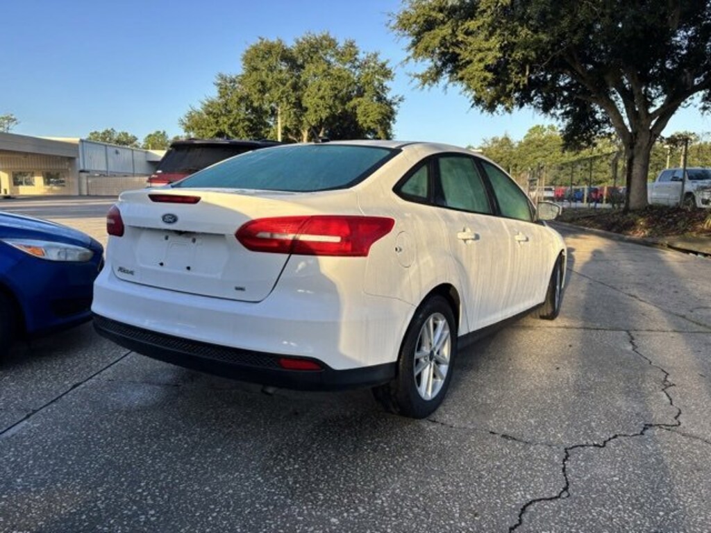 Used 2018 Ford Focus SE 4dr Car