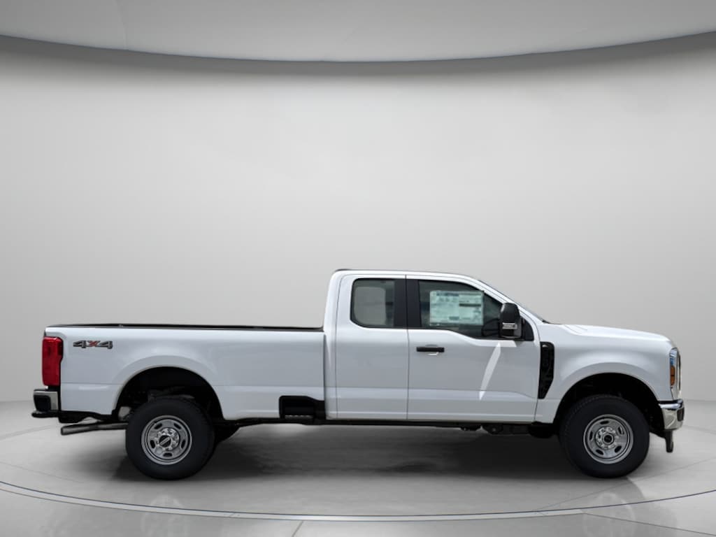 New 2027 Ford Super Duty F-350 SRW XL Extended Cab Pickup