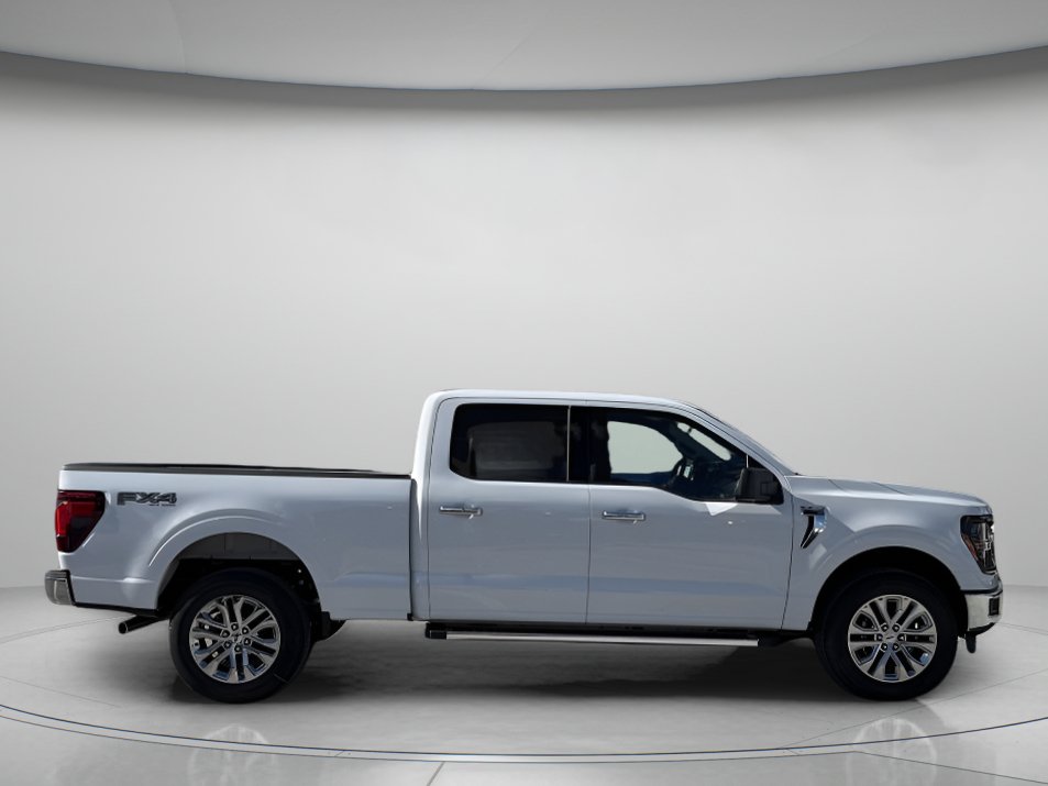 New 2026 Ford F-150 XLT Crew Cab Pickup