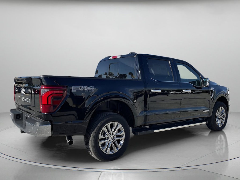 New 2025 Ford F-150 LARIAT Crew Cab Pickup