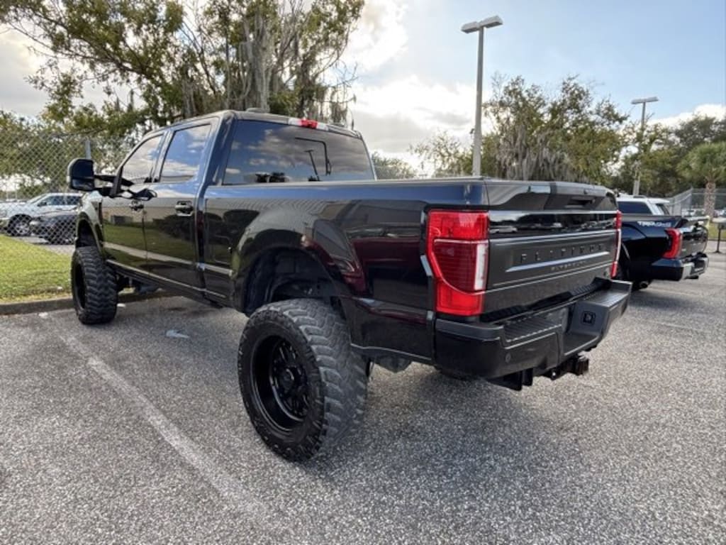 Used 2022 Ford Super Duty F-250 SRW Platinum Crew Cab Pickup