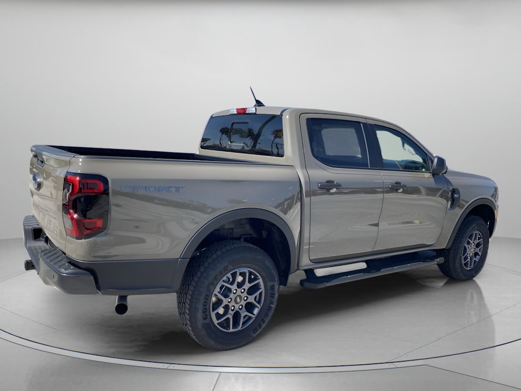 New 2026 Ford Ranger XLT Crew Cab Pickup