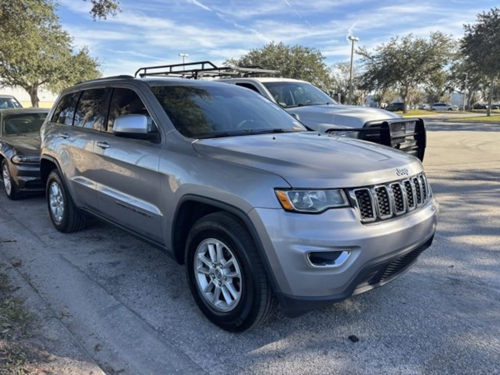 Used 2019 Jeep Grand Cherokee Laredo E Sport Utility