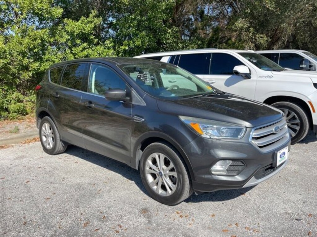 Used 2019 Ford Escape SE Sport Utility