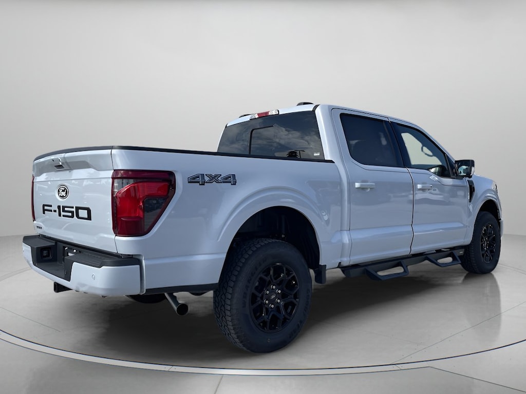 New 2025 Ford F-150 XLT Crew Cab Pickup