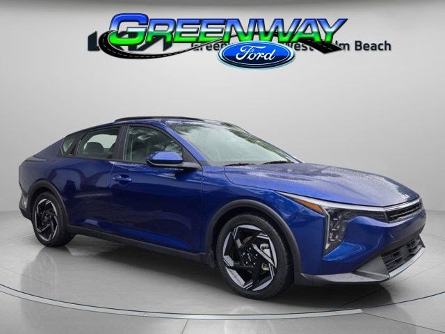 2025 Kia K4 EX AT's photo