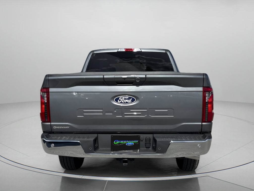New 2025 Ford F-150 XLT Crew Cab Pickup