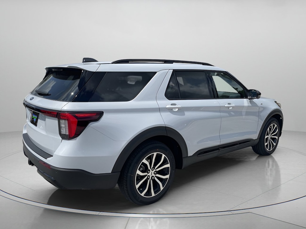New 2026 Ford Explorer ST-Line Sport Utility