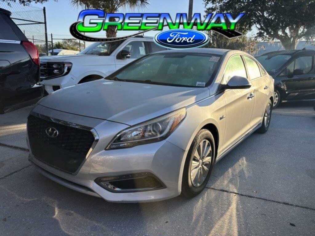 Used 2016 Hyundai Sonata Hybrid SE 4dr Car