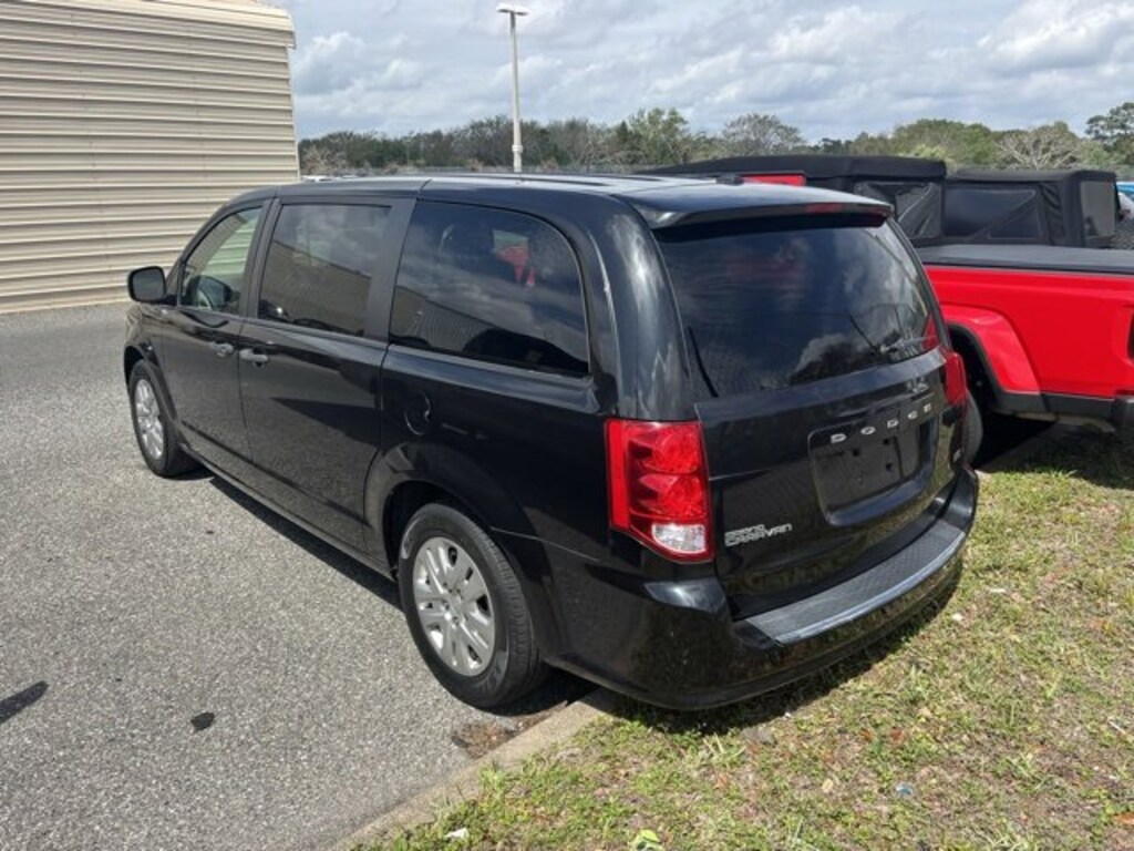 Used 2019 Dodge Grand Caravan SE Mini-van, Passenger