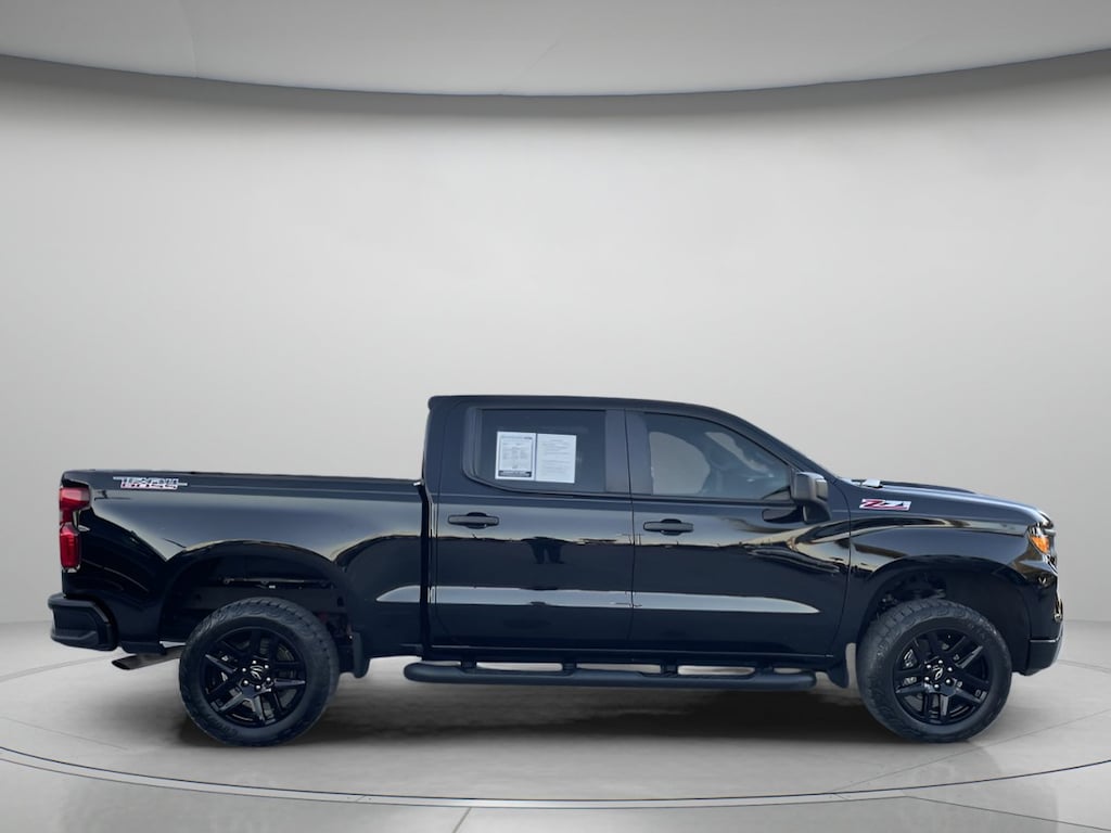 Used 2024 Chevrolet Silverado 1500 Custom Trail Boss Crew Cab Pickup