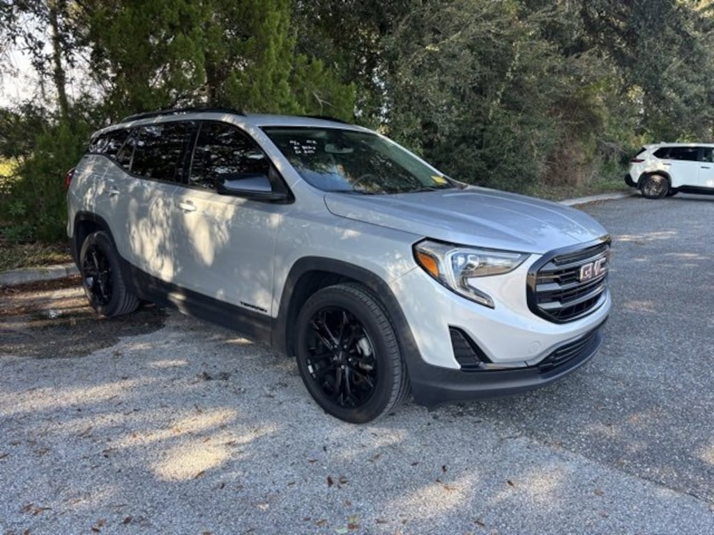 Used 2020 GMC Terrain SLE Sport Utility