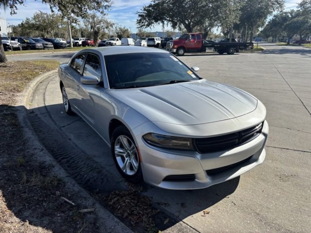 Used 2020 Dodge Charger SXT 4dr Car