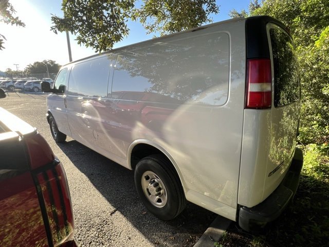 2018 Chevrolet Express Work Cargo Van photo 4