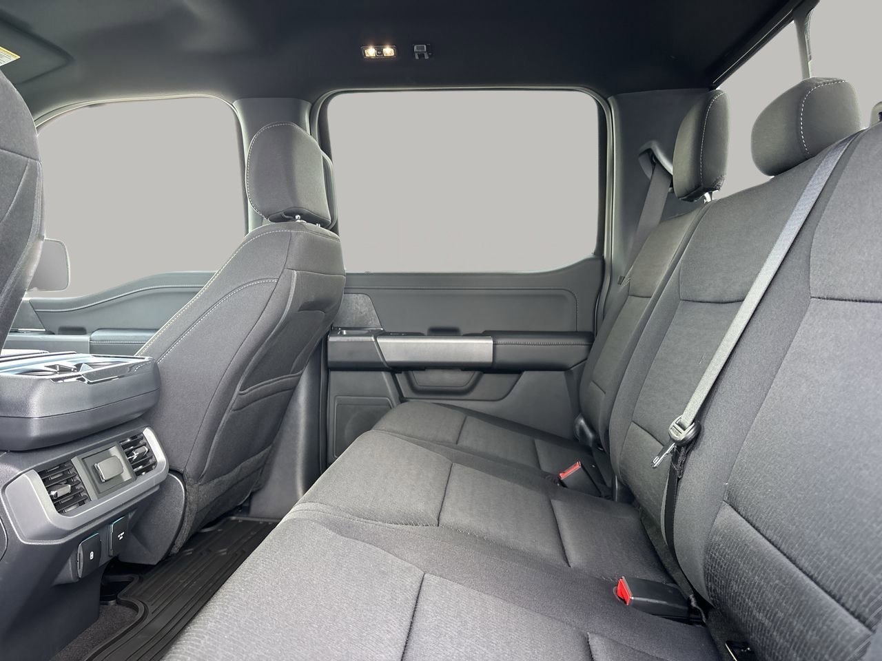 2026 Ford F-150 XLT - Photo 18