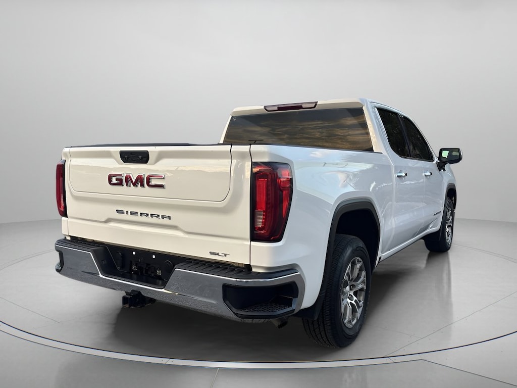 Certified 2024 GMC Sierra 1500 SLT Crew Cab Pickup