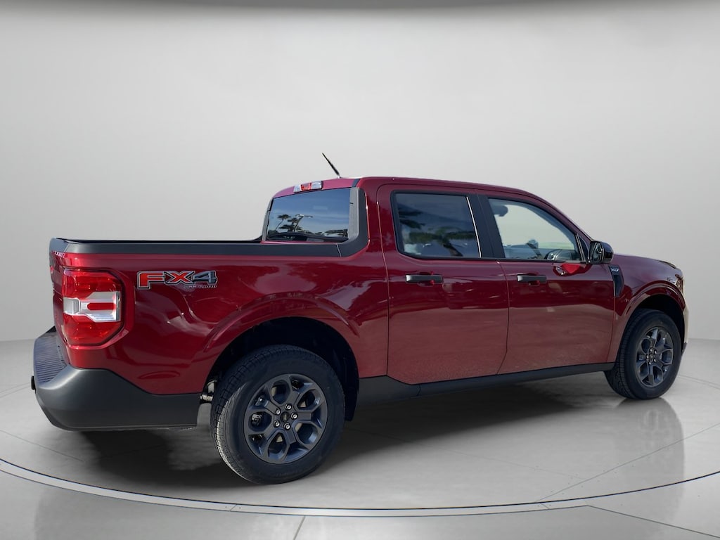 New 2025 Ford Maverick XLT Crew Cab Pickup