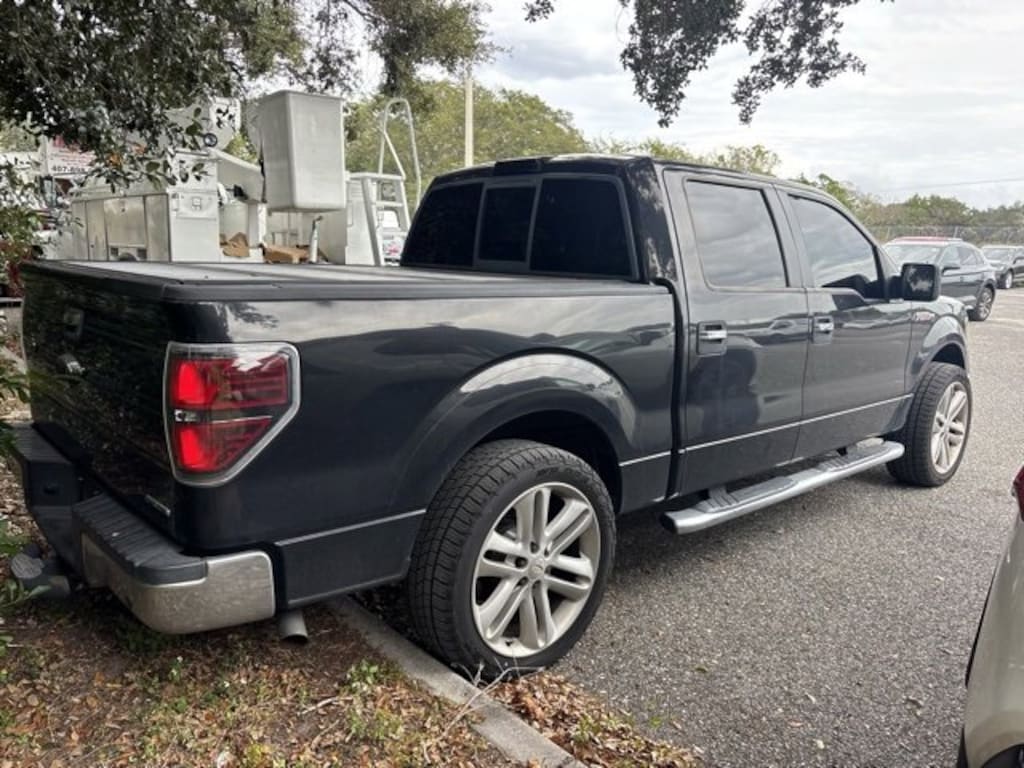Used 2014 Ford F-150 XLT Crew Cab Pickup