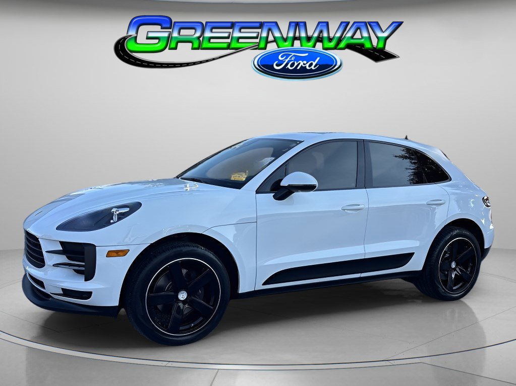 2019 Porsche Macan Base's photo