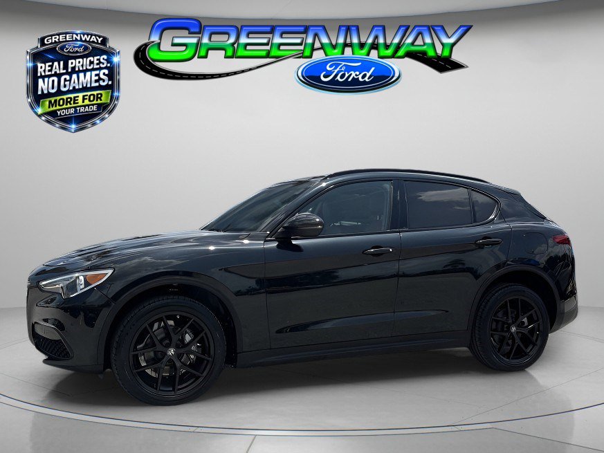 2021 Alfa Romeo Stelvio RWD's photo