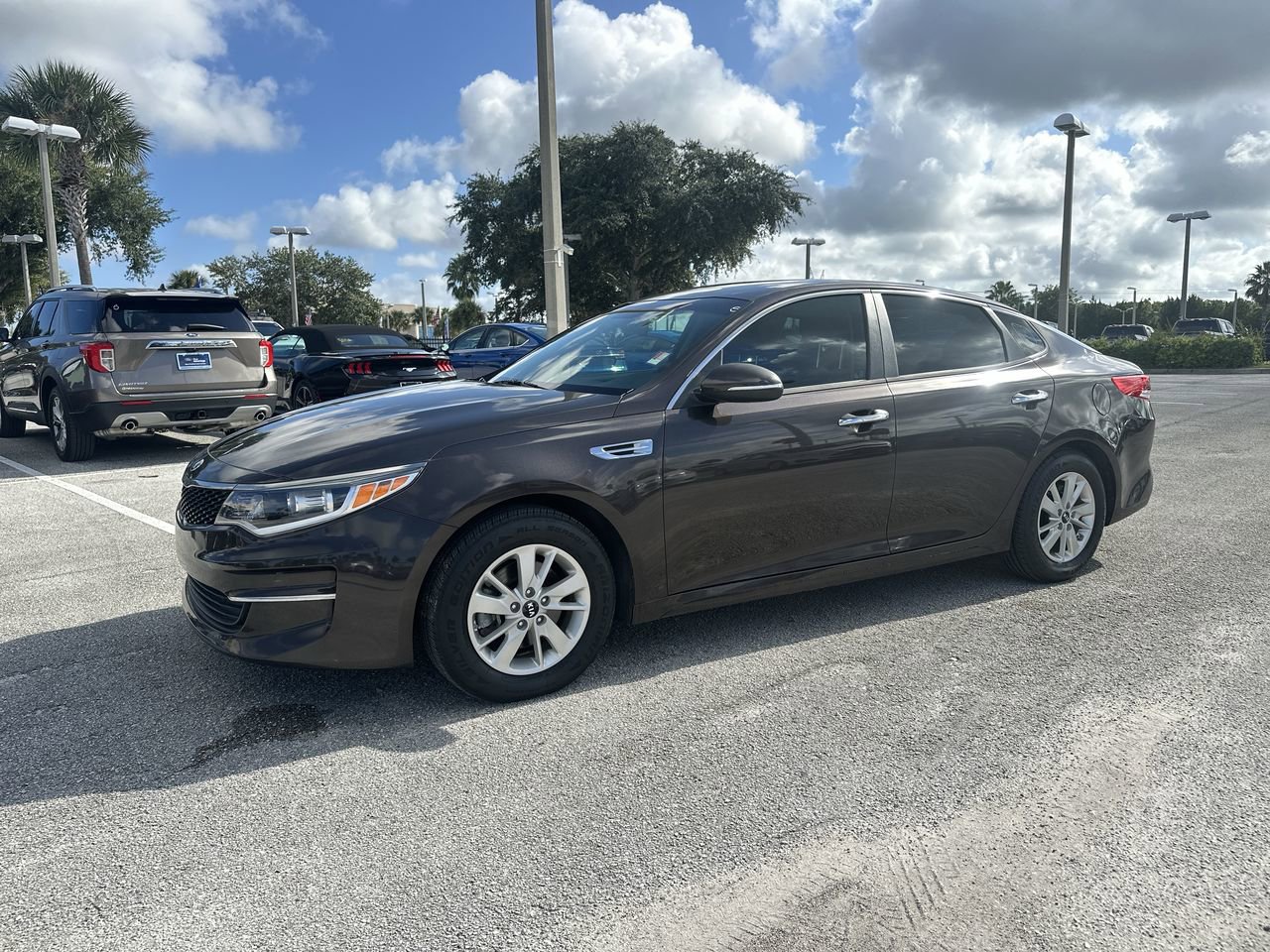 Used 2018 Kia Optima LX with VIN KNAGT4L3XJ5236367 for sale in Orlando, FL