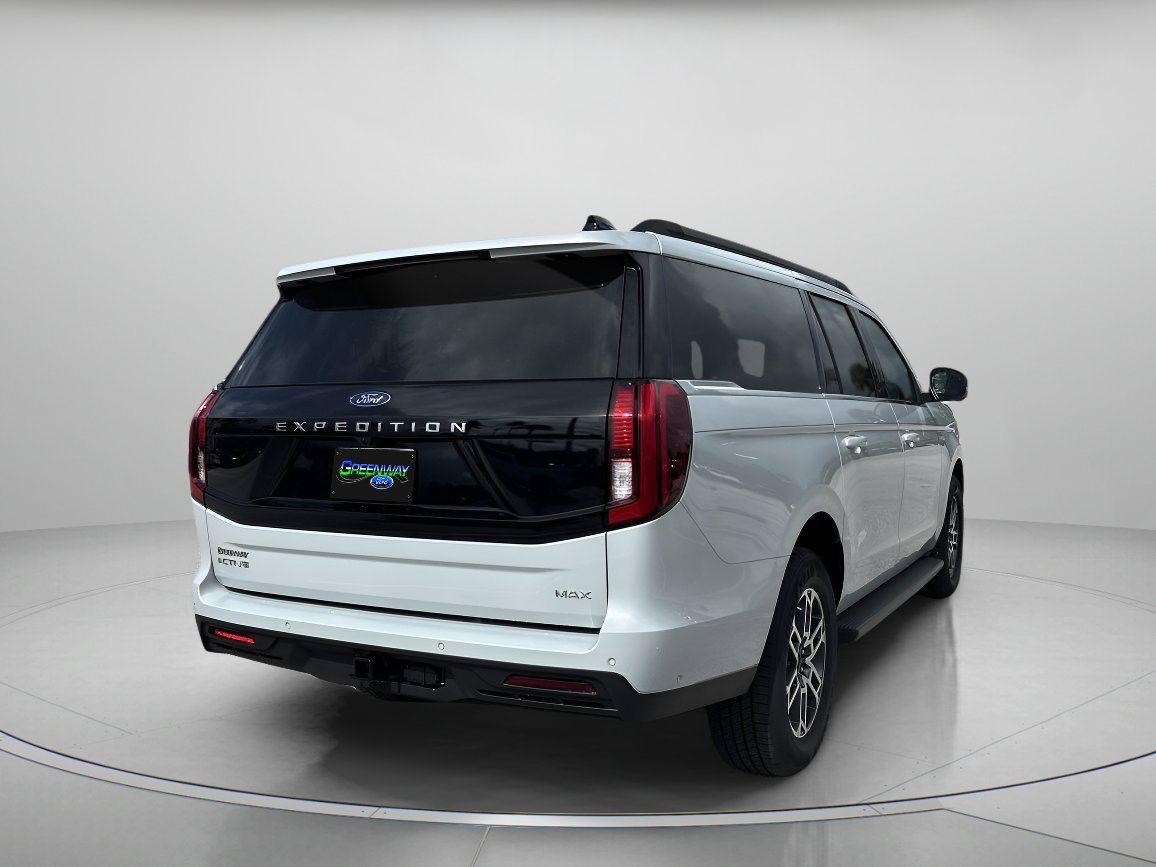 2025 Ford Expedition MAX photo 3