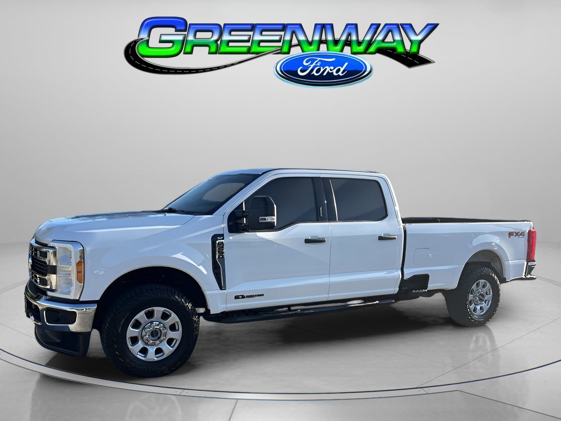 2023 Ford F-250 Super Duty XLT's photo