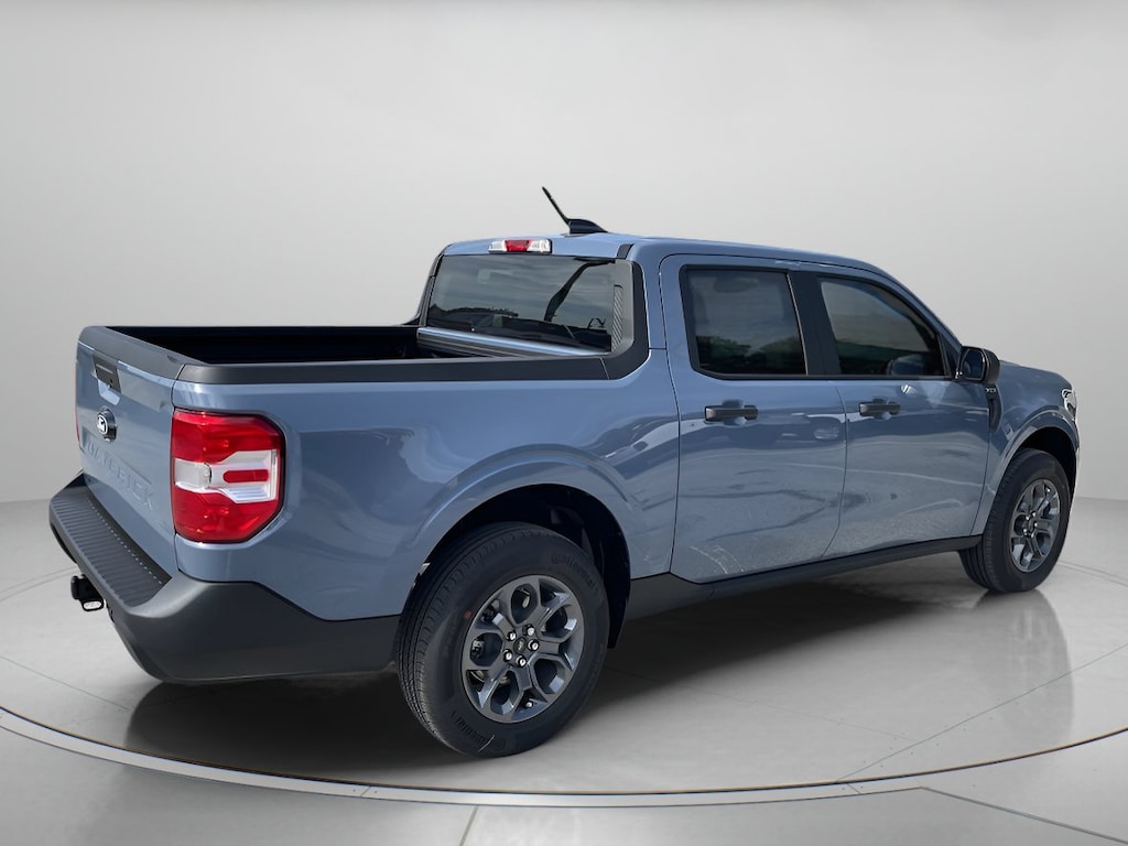 New 2026 Ford Maverick XLT Crew Cab Pickup