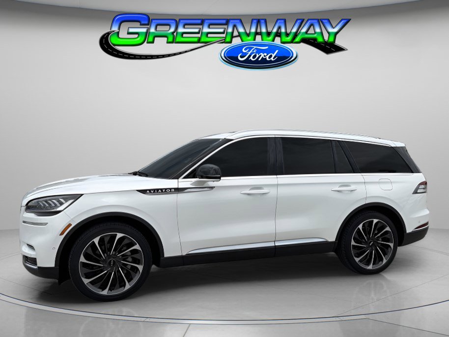 2022 Lincoln Aviator Reserve RWD's photo