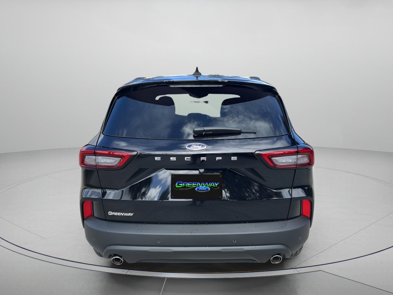 2026 Ford Escape ST-Line photo 4