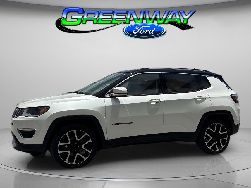 2018 Jeep Compass Limited's photo