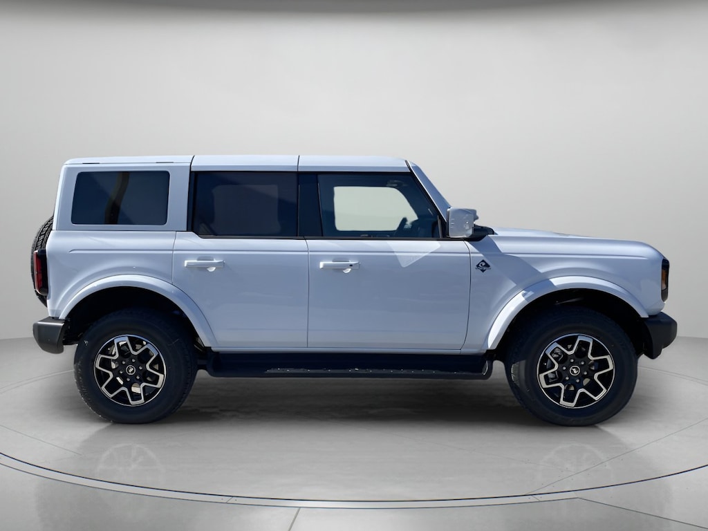 New 2025 Ford Bronco Outer Banks Convertible