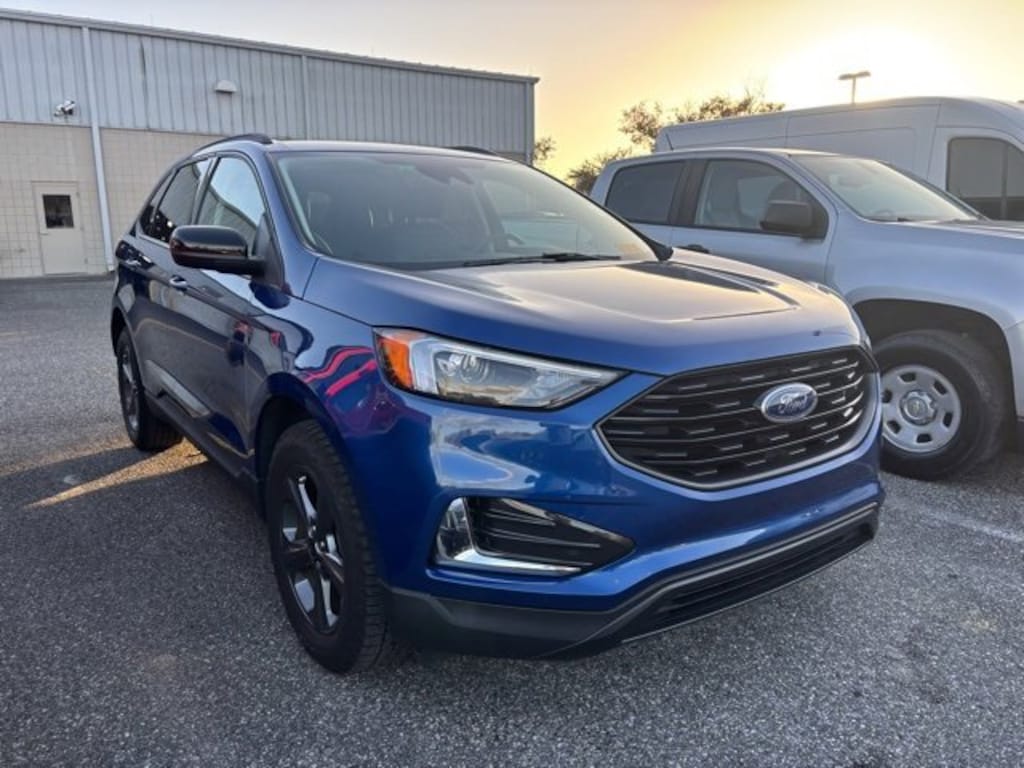 Used 2023 Ford Edge SEL Sport Utility