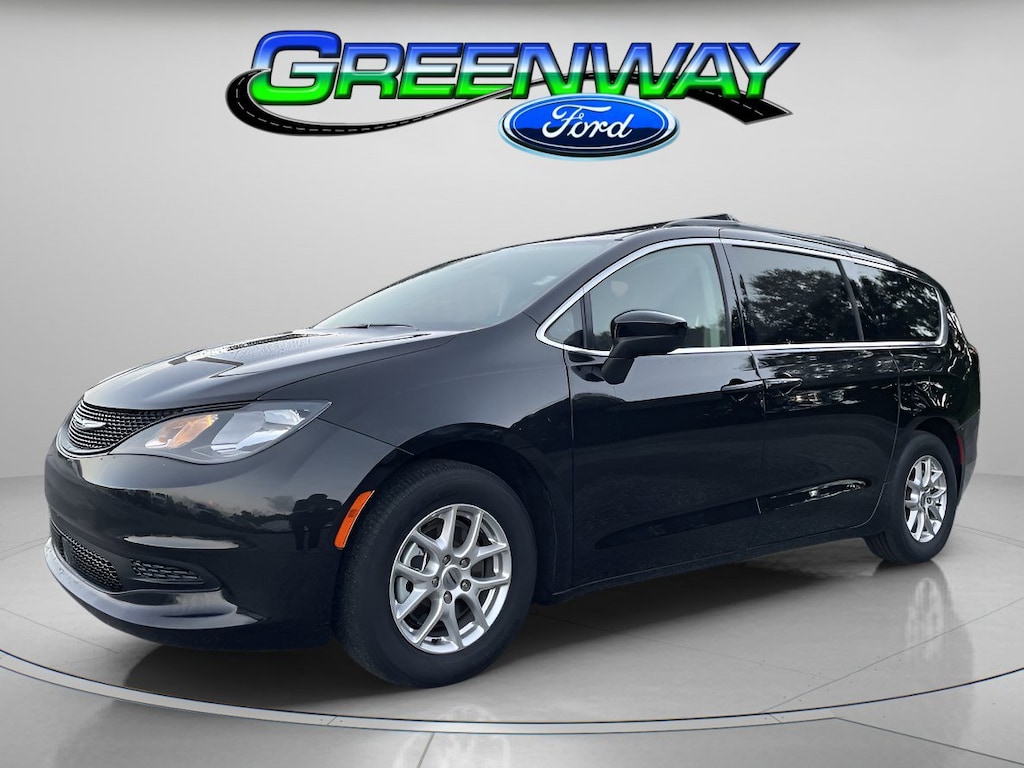 Used 2024 Chrysler Voyager LX Mini-van, Passenger