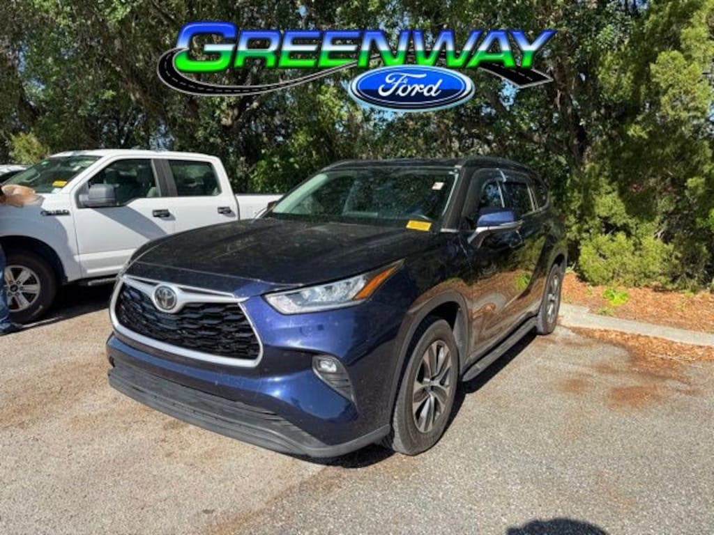 Used 2020 Toyota Highlander XLE Sport Utility