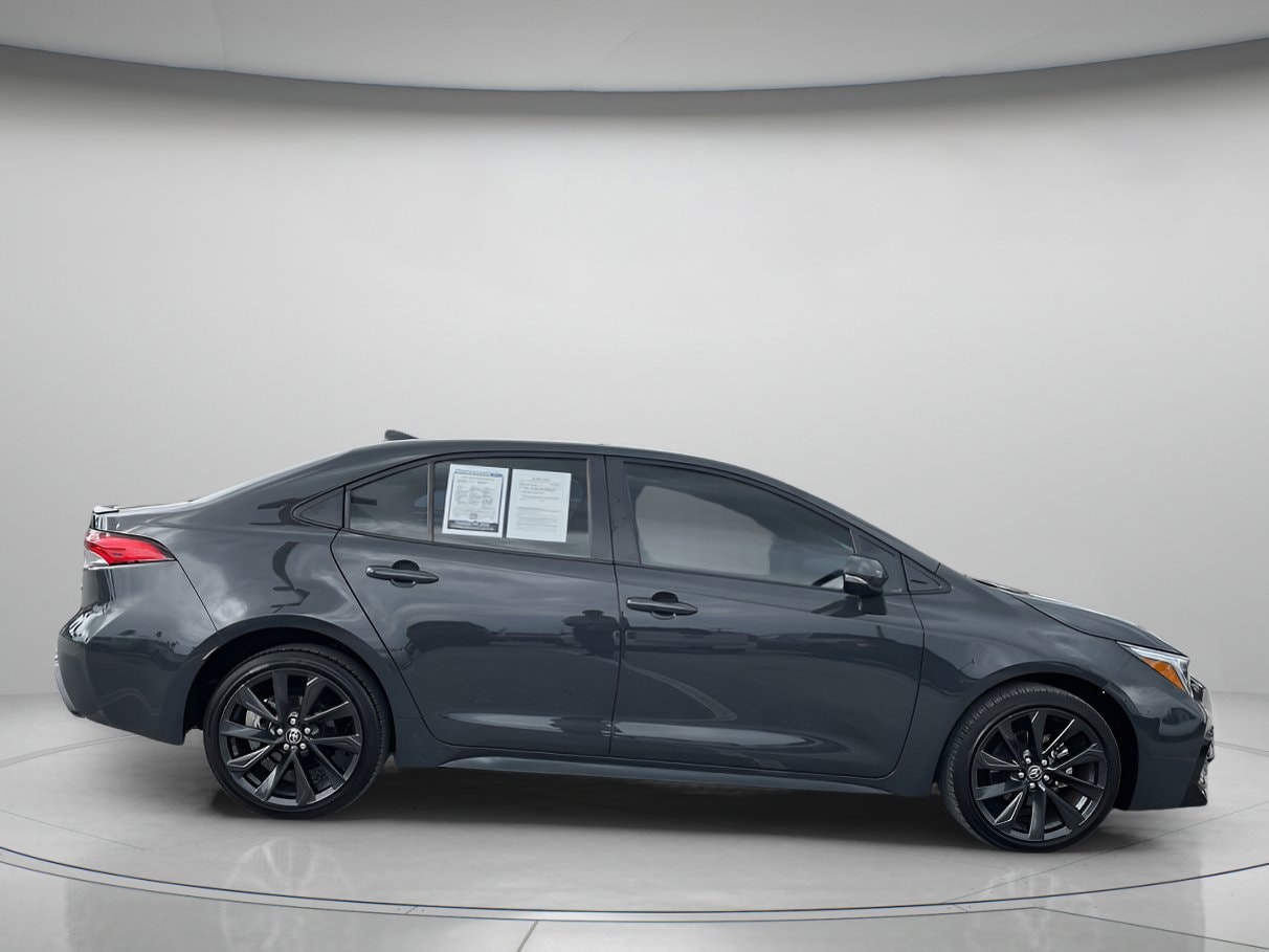 Used 2024 Toyota Corolla SE with VIN JTDBCMFE9R3049641 for sale in Kansas City