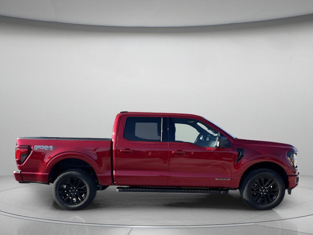New 2025 Ford F-150 XLT Crew Cab Pickup