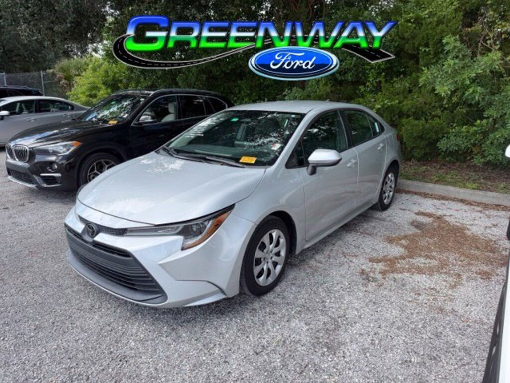 Used 2023 Toyota Corolla LE 4dr Car