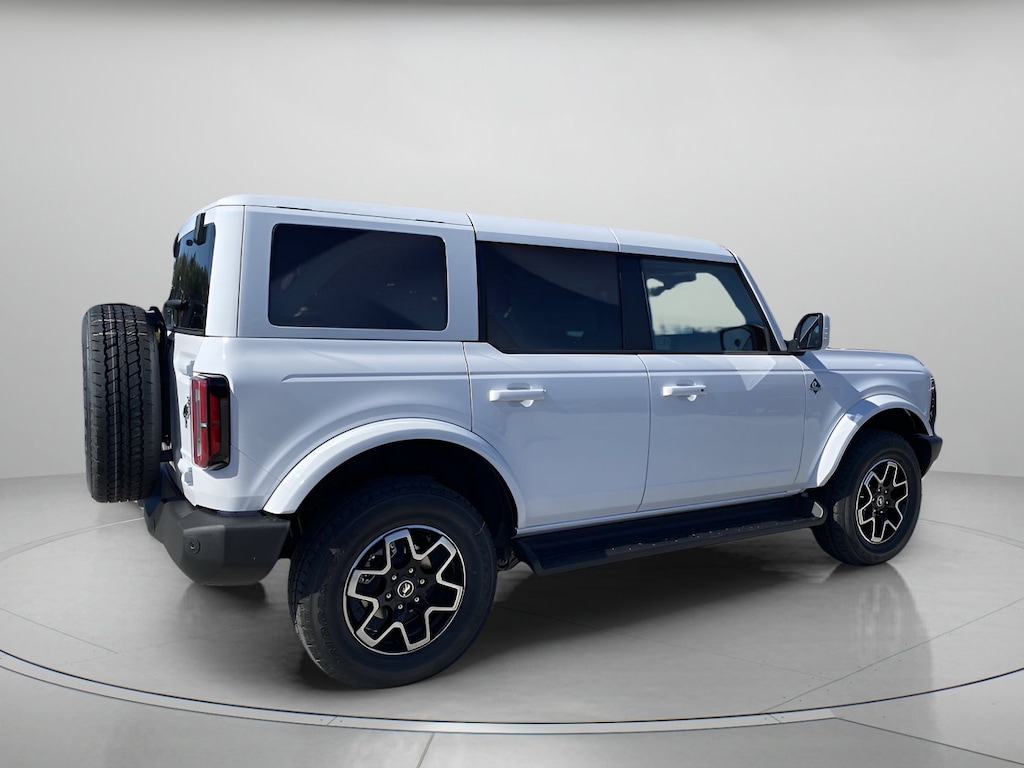 New 2025 Ford Bronco Outer Banks Convertible