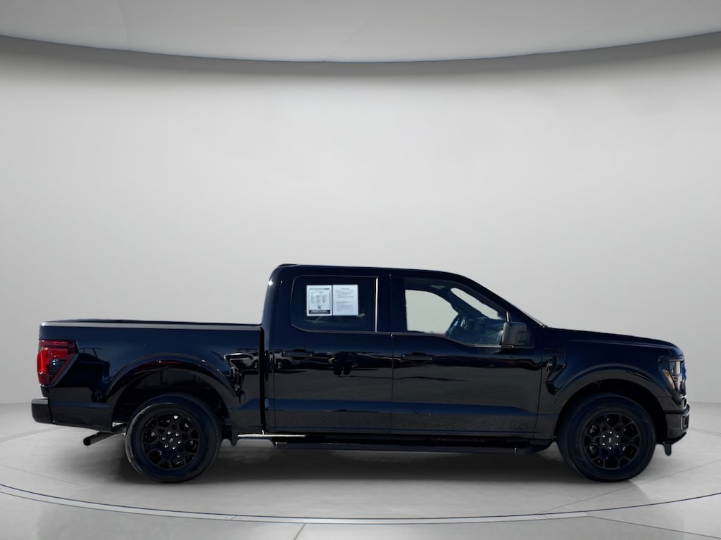 Used 2025 Ford F-150 XLT Crew Cab Pickup