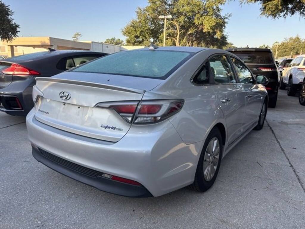 Used 2016 Hyundai Sonata Hybrid SE 4dr Car