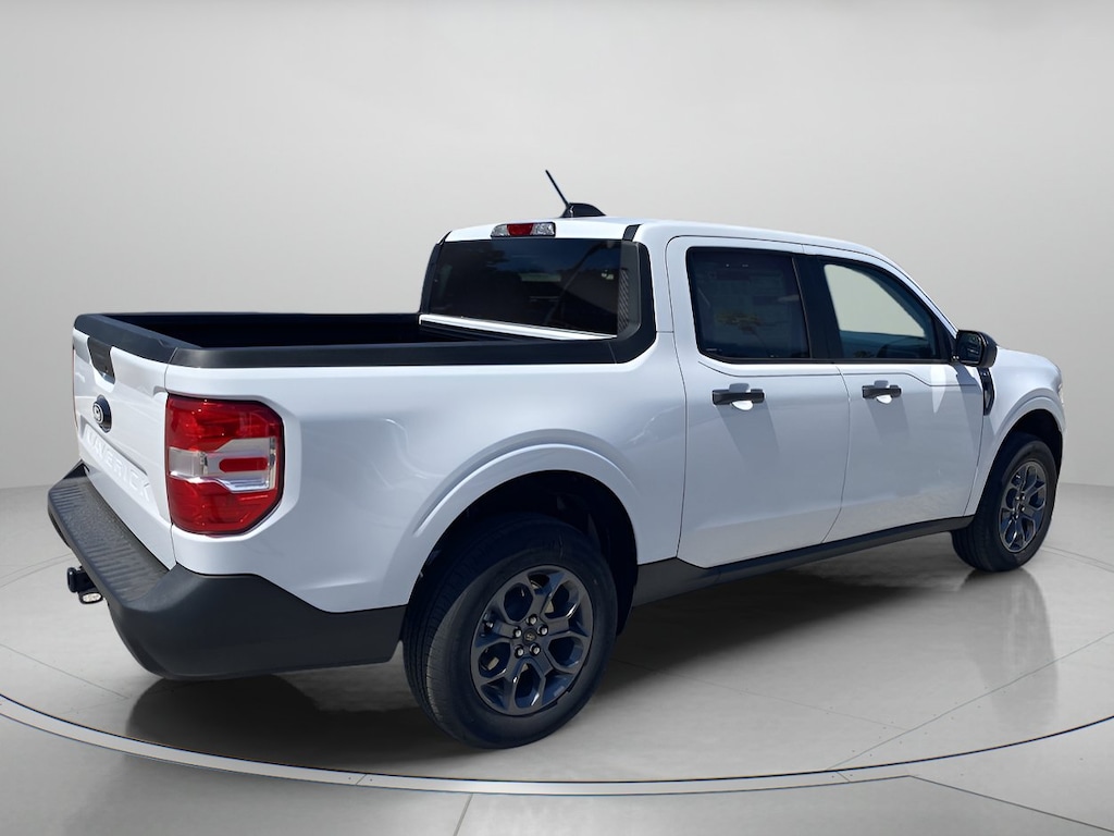 New 2026 Ford Maverick XLT Crew Cab Pickup