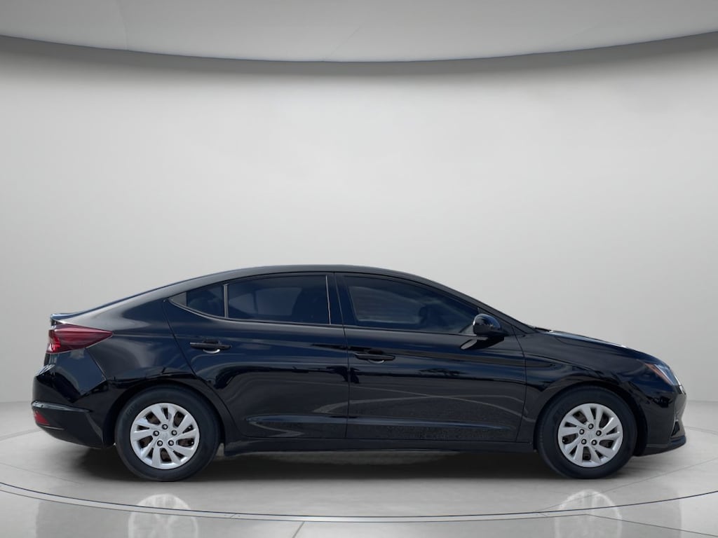 Used 2020 Hyundai Elantra SE 4dr Car