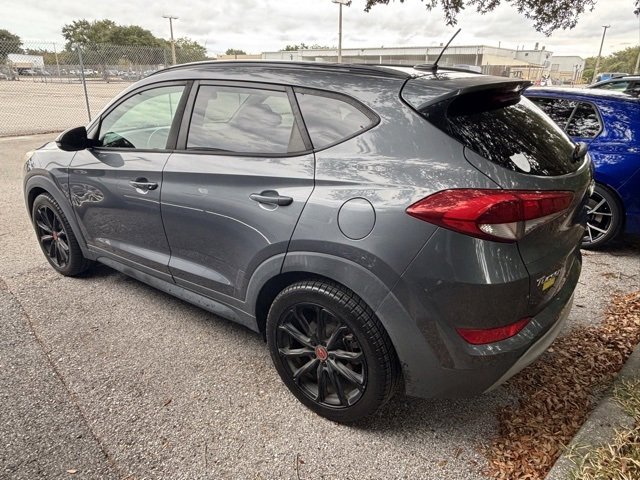 2017 Hyundai Tucson Sport photo 2