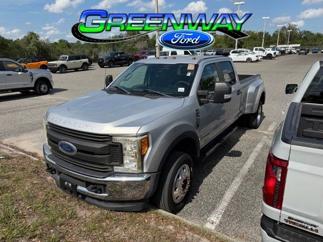 2017 Ford F-450 XL 4x4 Crew Cab 8' Box DRW's photo