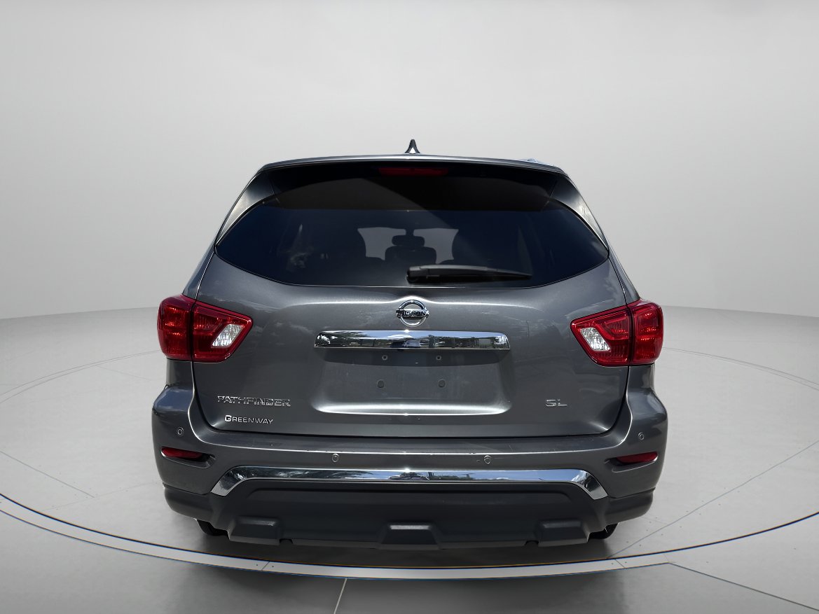 2019 Nissan Pathfinder SL photo 4