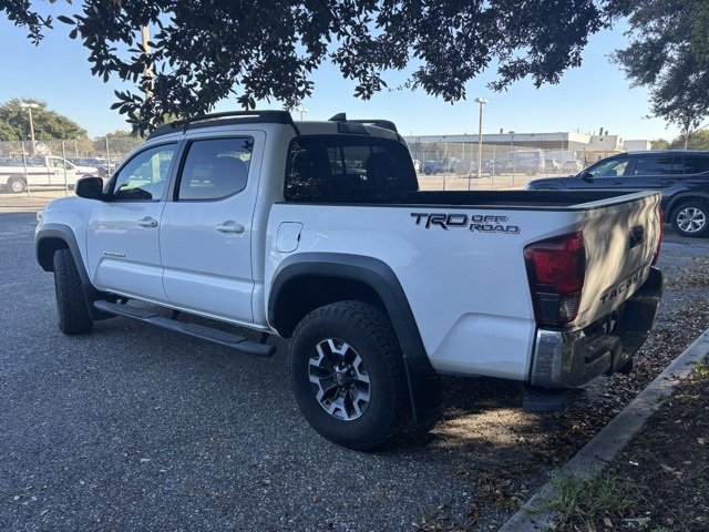 2019 Toyota Tacoma TRD Off-Road photo 3