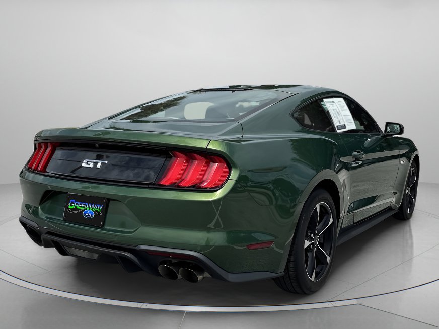 2022 Ford Mustang GT photo 3