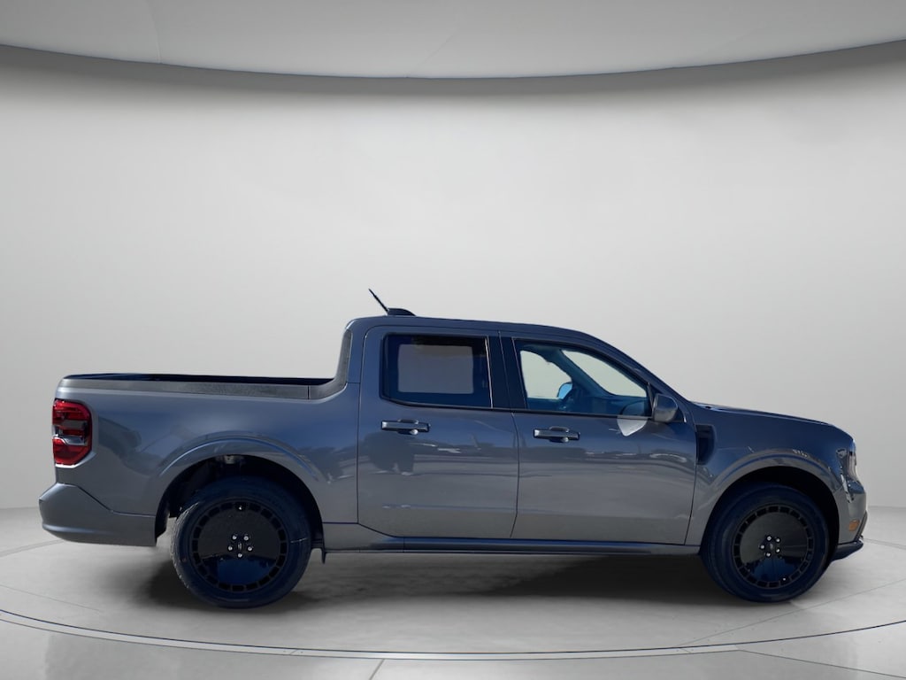 New 2026 Ford Maverick Lobo Standard Crew Cab Pickup