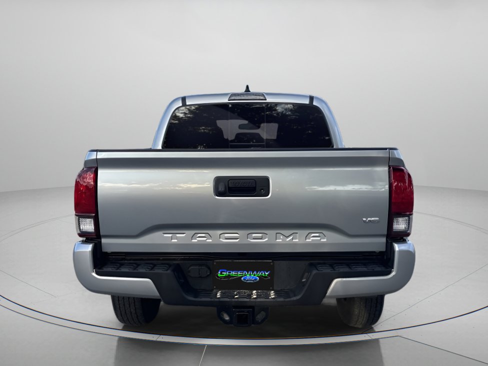 2022 Toyota Tacoma SR5 photo 4